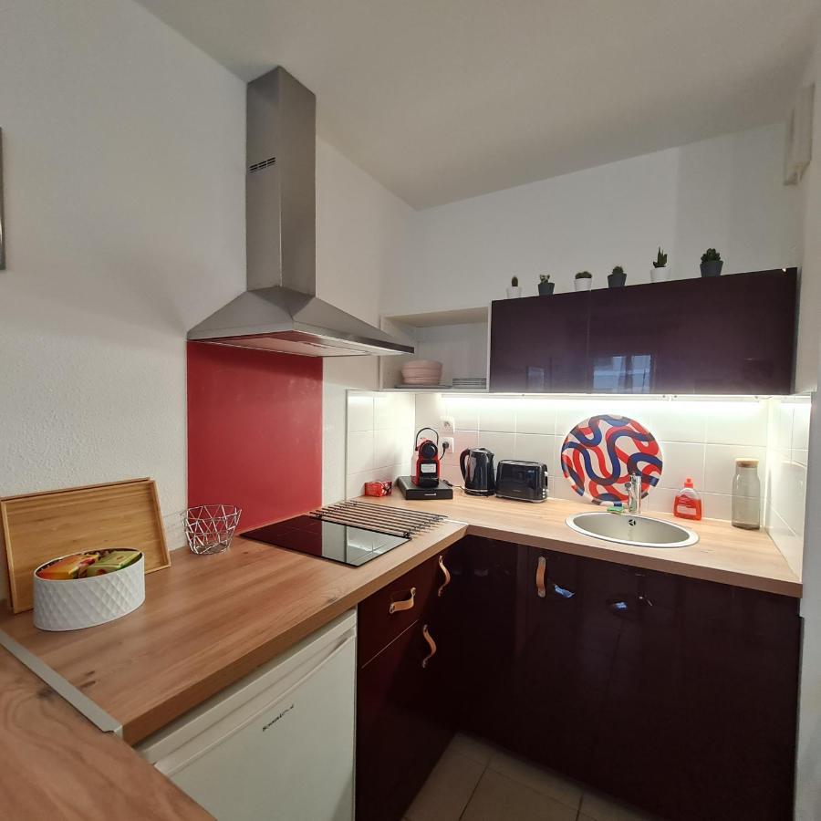 Beau Studio Tout Confort Au Calme Avec Parking . Apartment วีเลอร์บาน ภายนอก รูปภาพ